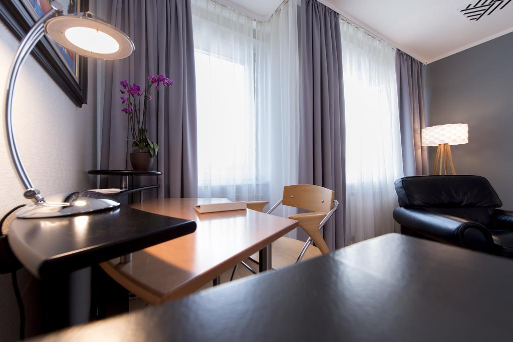 City Hotel Berlin East Oda fotoğraf